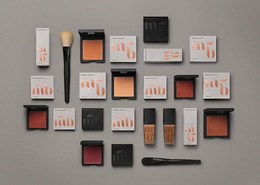Using Custom Makeup Boxes To Add Value To Your Branding